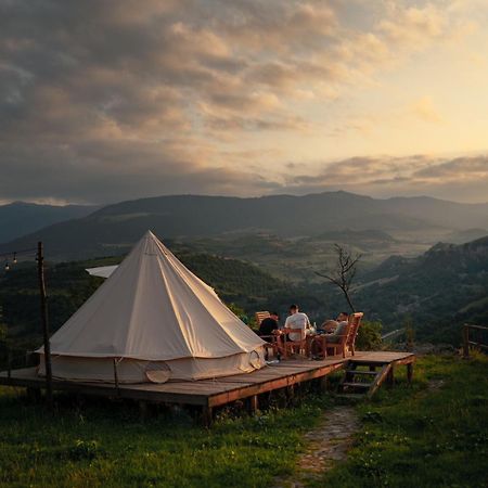 Alereks Mountain Camping Dsegh Exterior foto