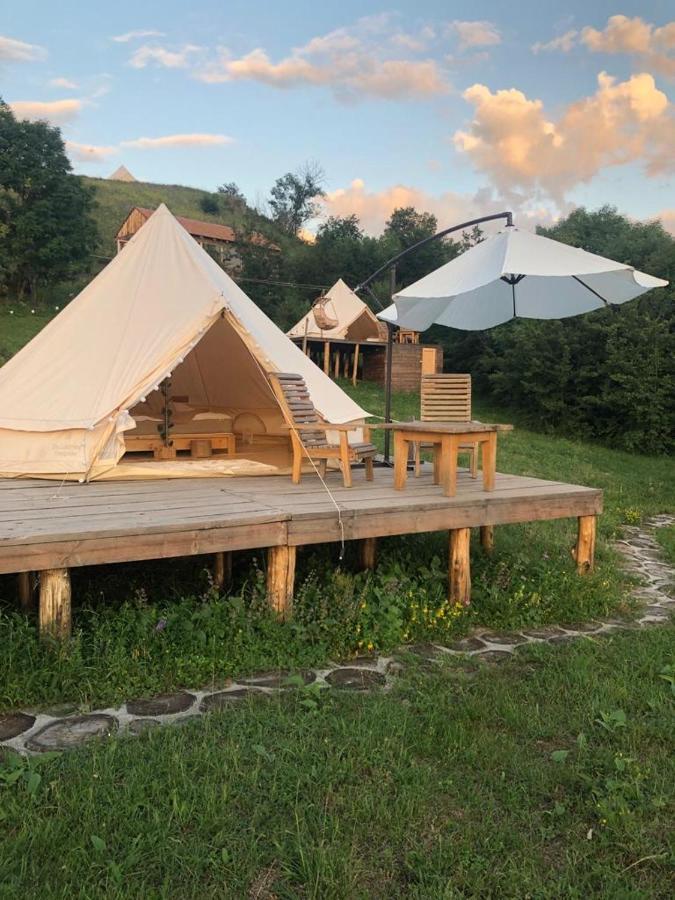 Alereks Mountain Camping Dsegh Exterior foto